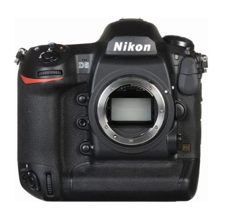 Nikon D5 body